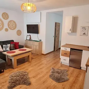 apartament-na-brzyzku.zakopanehotels.org/